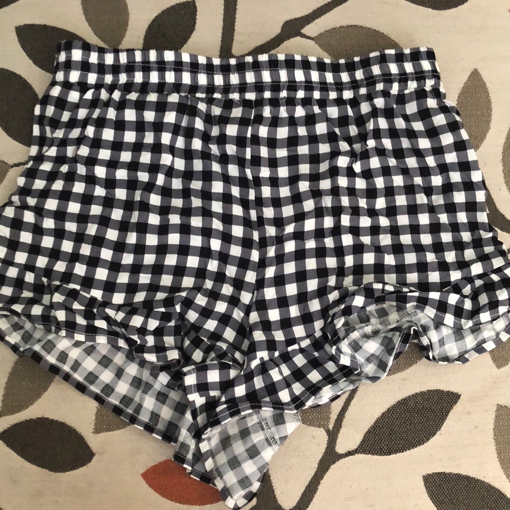 Black and white gingham ruffled shorts